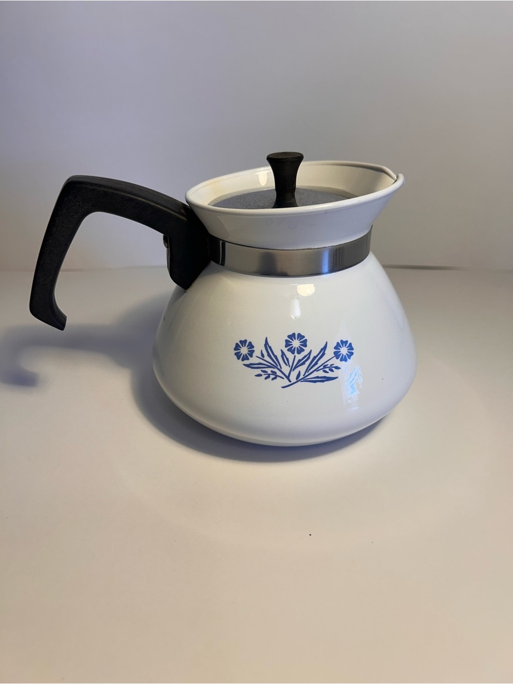 Vintage Corning Ware Blue Cornflower 6 Cup Tea Pot with Metal Lid - Picture 9 of 12